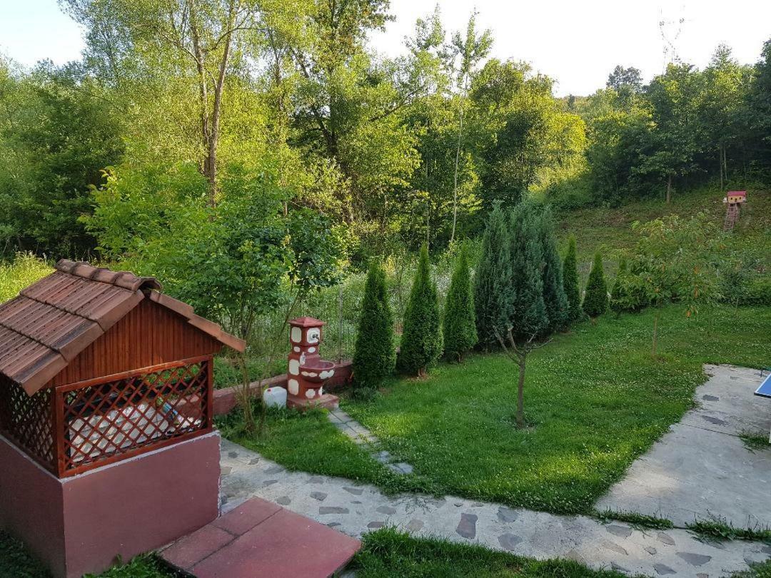 Hotel YOYO Zurli Park Resita Exterior foto